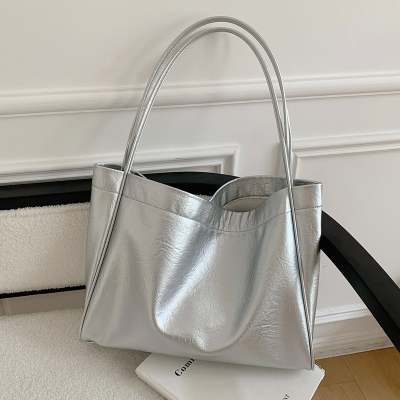 กระเป๋าโท้ทขนาดใหญ่สไตล์ลำลองส - Luxury Bags Tote บทวิจารณ์และราคา